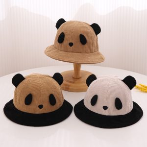 かわいいパンダデザインのバケットハットをカスタマイズする