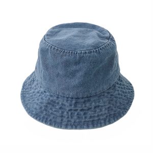 デニム素材のリラックスバケットハットをカスタマイズする