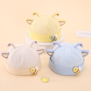 かわいい子供用のツバなし帽子をカスタマイズする